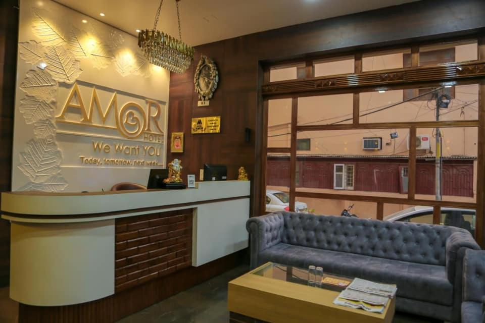Amor Hotel Gangānagar Exteriör bild